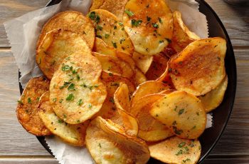 Chips maison à la friteuse : voici les meilleures recettes !